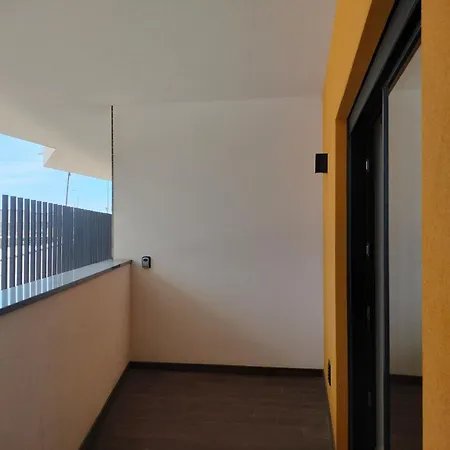 Mira Essence Апартаменты *