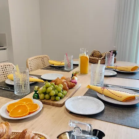 Апартаменты Mira Essence *