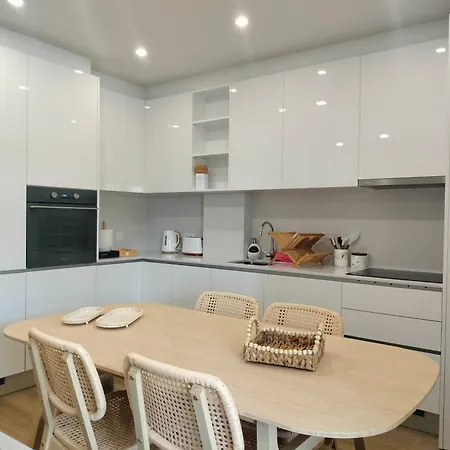 Апартаменты Mira Essence Прая-ди-Мира