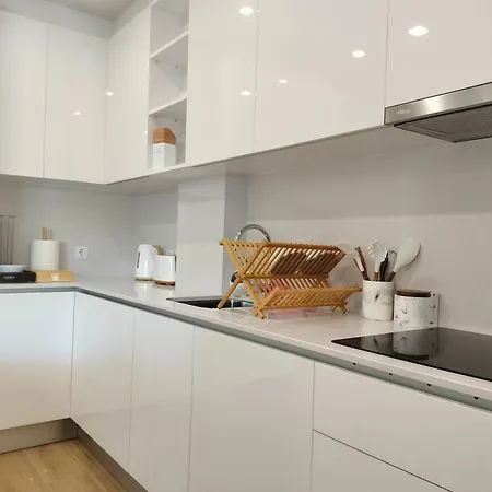 Mira Essence Апартаменты